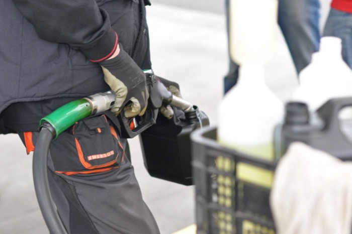 Hauliers urge Government to delay withdrawal of fuel support